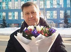Анатолий Локоть поздравляет сибирячек с Международным женским днём
